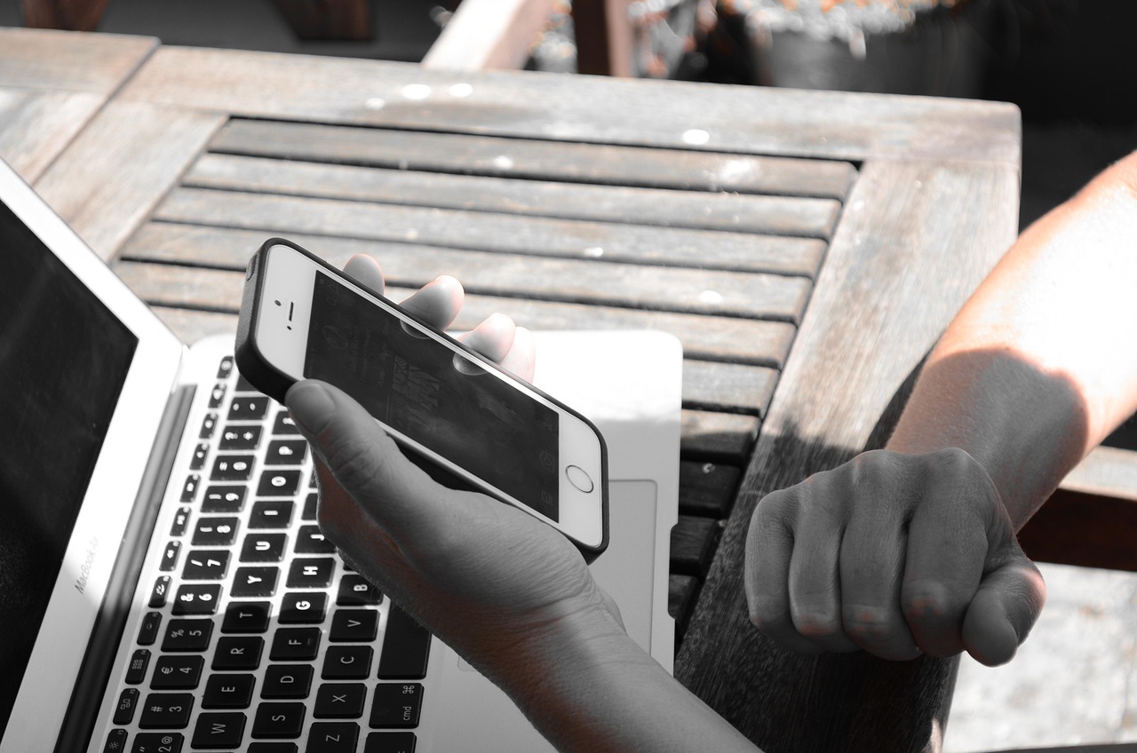 乌兰察布网贷纠纷处理，如何挑选专业律师？